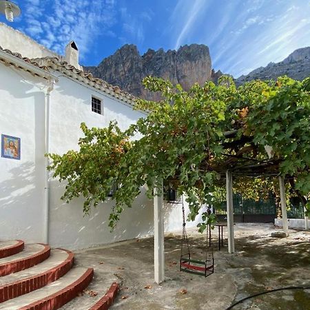 Cortijo El Chorreadero En Parque Natural Sierra De Cazorla Los Rosales  Exterior photo